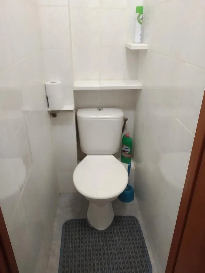 Comfortable Flat Near Dnieper & 12 Min. Of Centre Kiev 0*,
